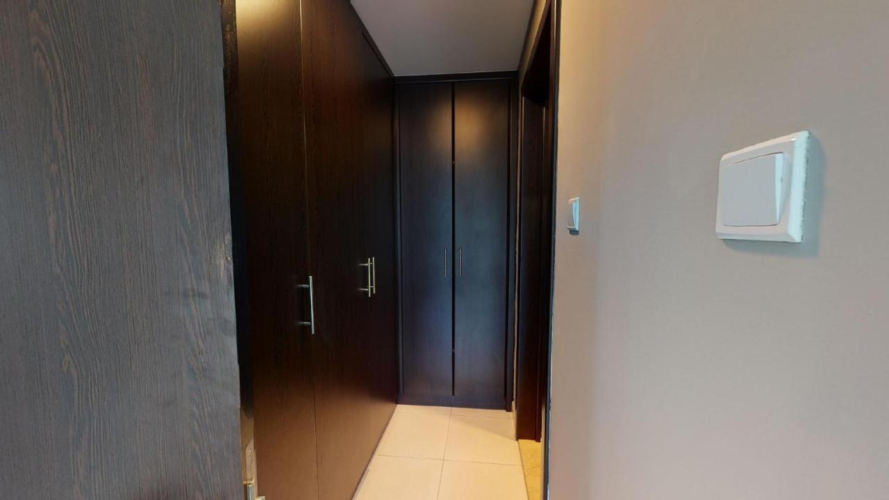 Appartement Bunyan Tower Cozy One Bed Room Dubai
